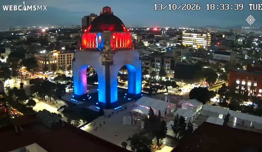Monumento a la Revolución se ilumina de rojo para promover la prevención de la trombosis